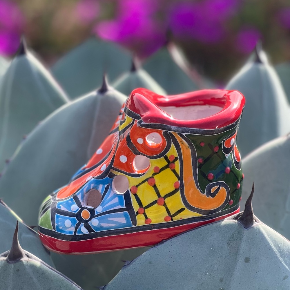 MEXICAN Talavera style shoe planter - Picture 9 of 11